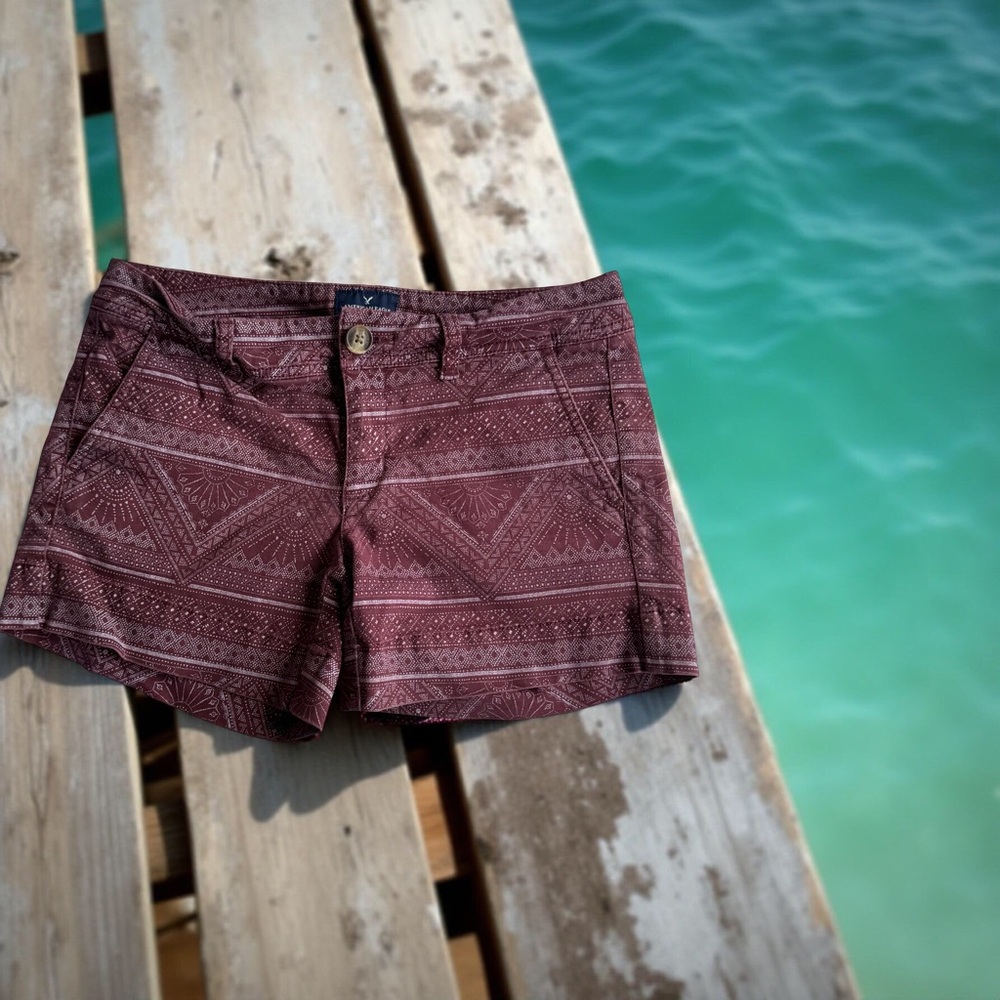 American Eagle Outfitters Boho Printed MIDI Shorts Women’s Size 4
